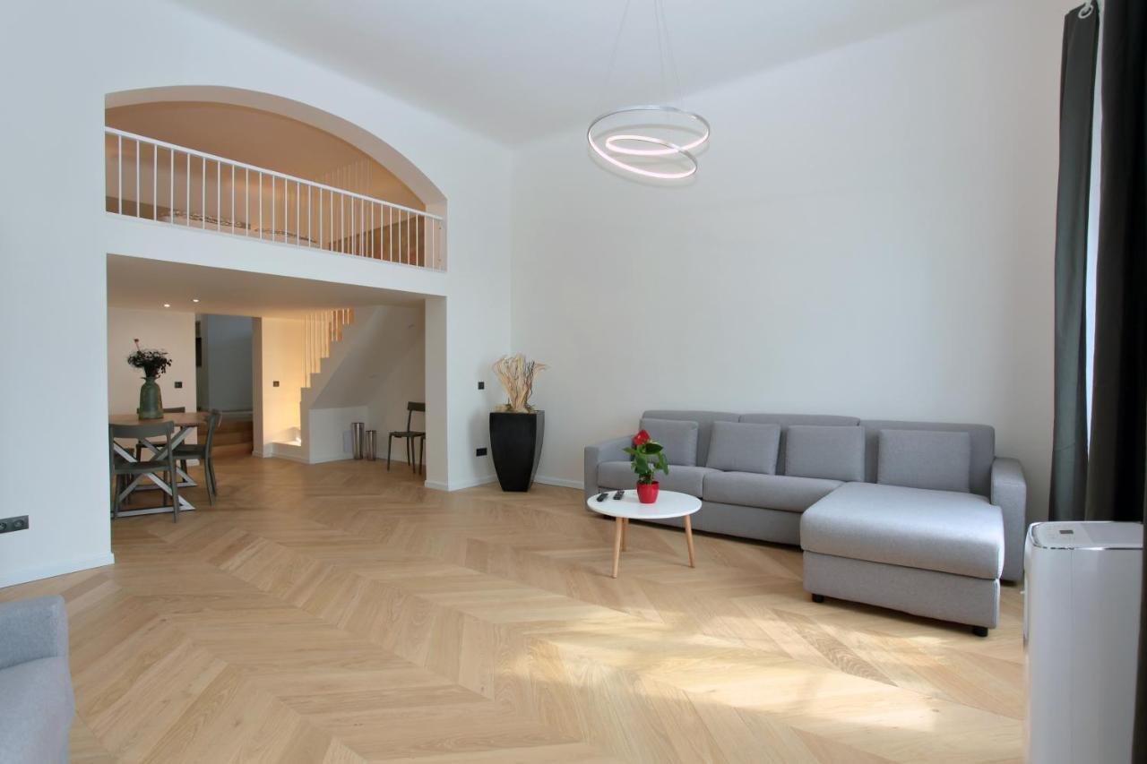 The Apartment House - Mezibranska Πράγα Εξωτερικό φωτογραφία